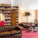 Hotel Du Theatre By Patrick Hayat