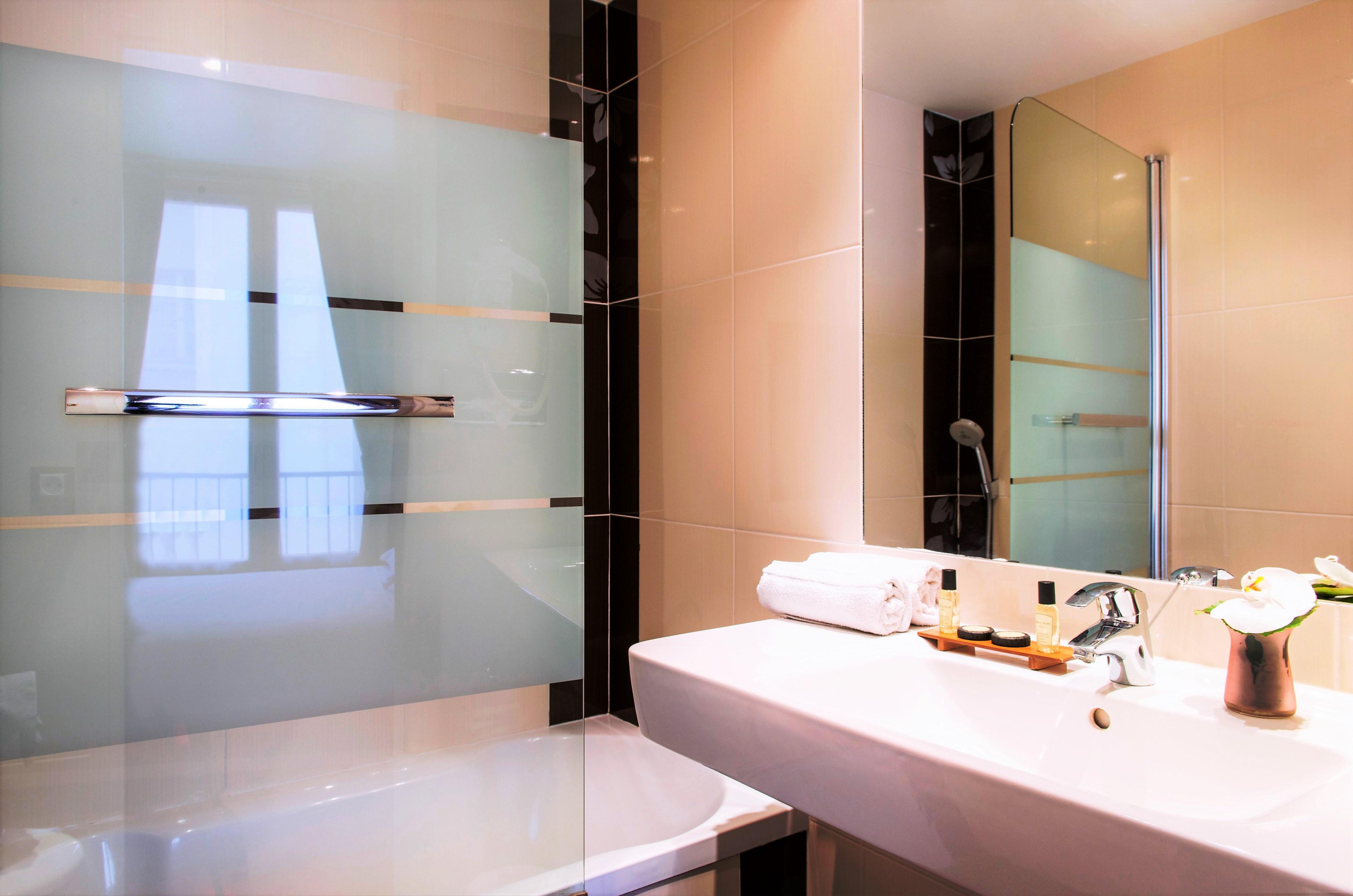 Du Théâtre By Patrick Hayat Hotel