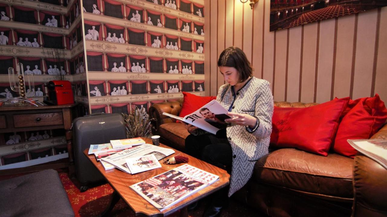 Du Théâtre By Patrick Hayat Parigi