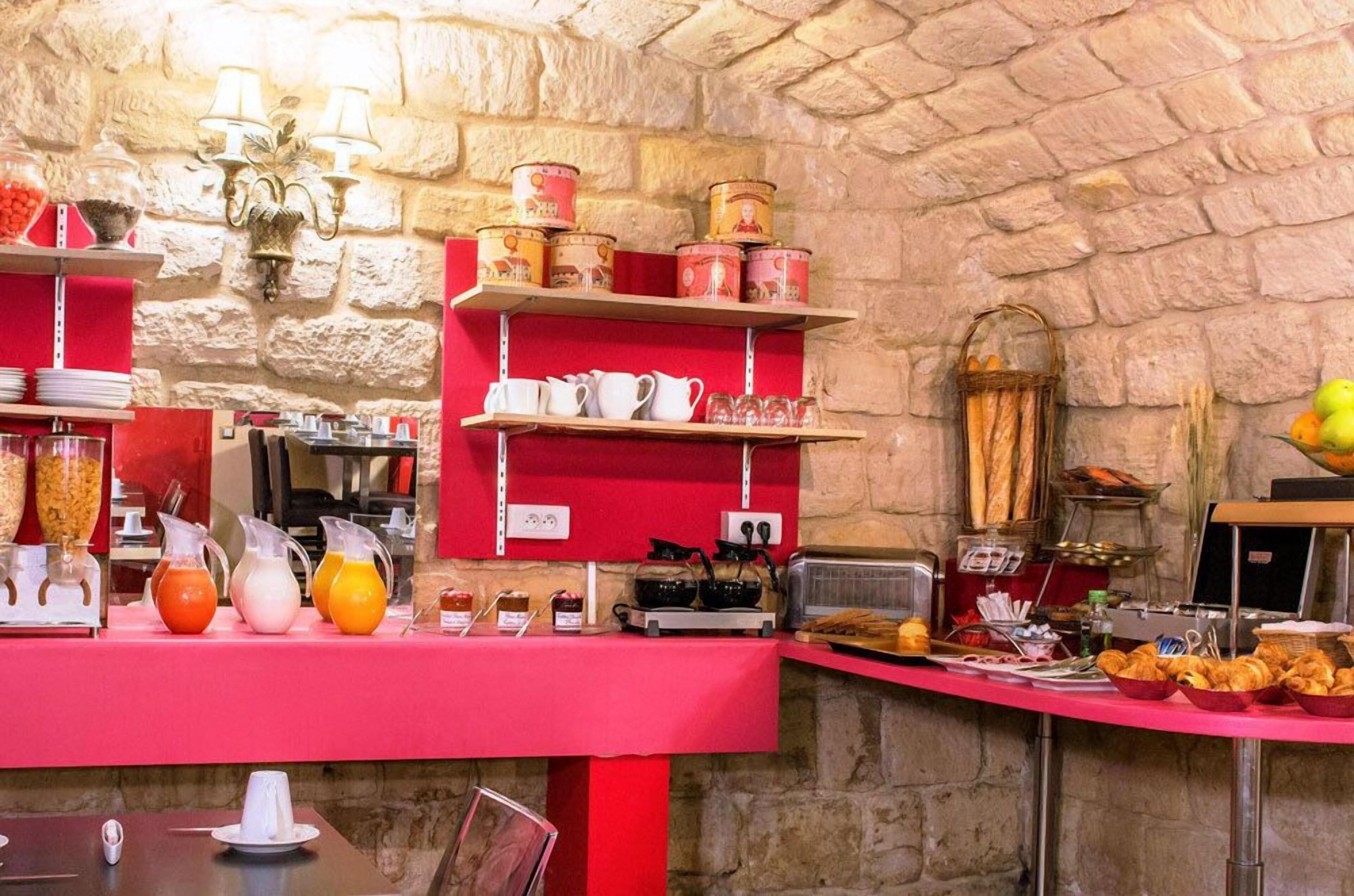 Hotel Du Théâtre By Patrick Hayat